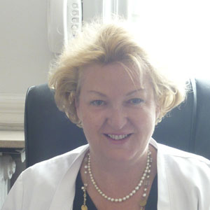 Dr Catherine de Goursac