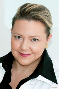 Dr Véronique Emmenegger